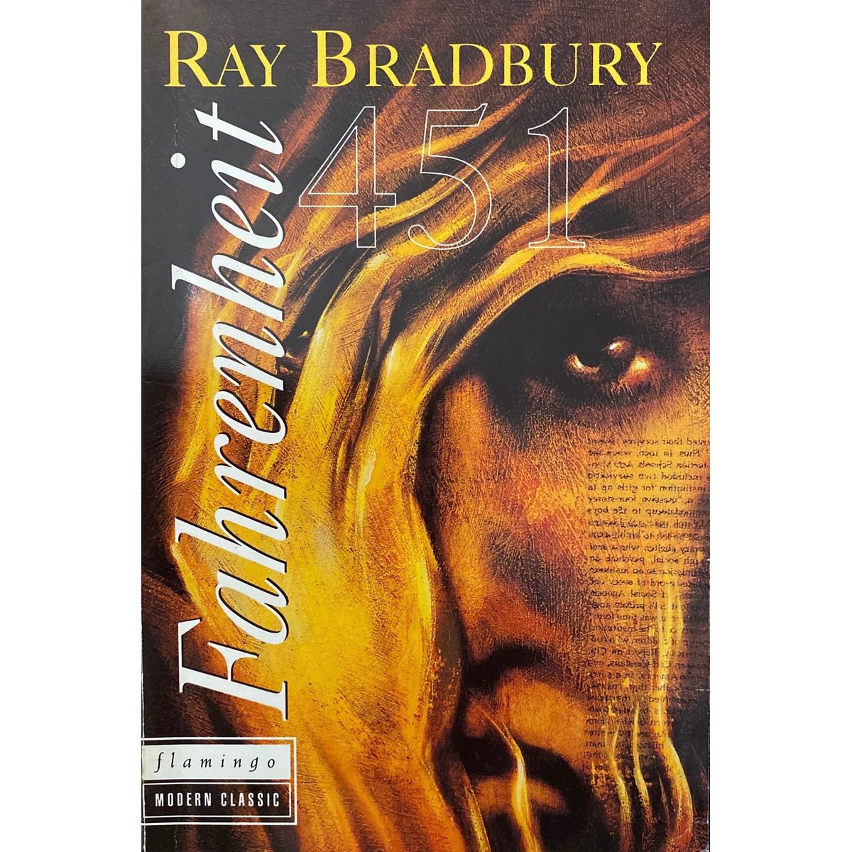 Fahrenheit 451: Ray Bradbury: 9780006546061: : Books